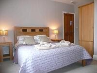 Room 1 r1.jpg